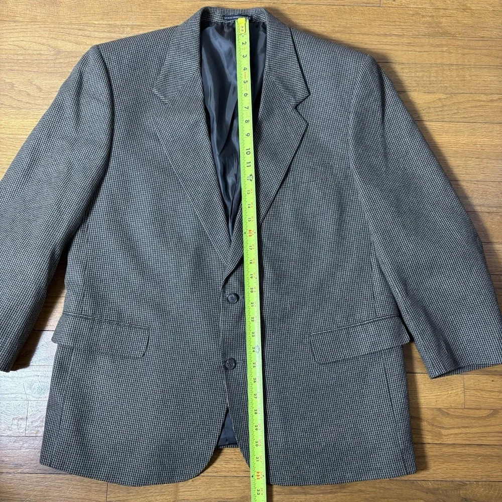 Versini Men's 46R Brown 100% Silk Microcheck Two Button Jacket Sport Coat Blazer